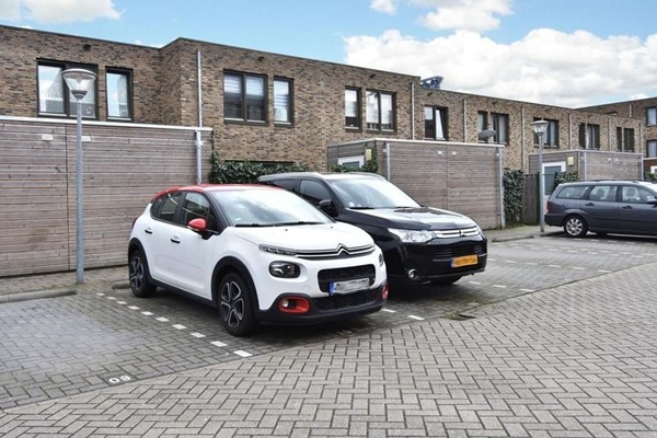 Medium property photo - Amstelstraat 33, 2515 XM Den Haag