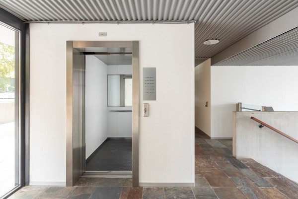 Medium property photo - Wijnand Nuijenstraat 131, 1061 WB Amsterdam