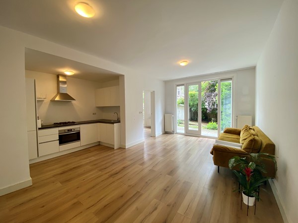 Medium property photo - Niersstraat 23H, 1078 VH Amsterdam