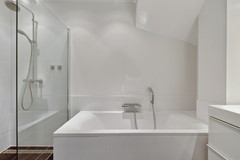 New for sale: Laurierstraat 208, 1016 PT Amsterdam