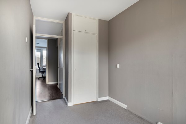 Medium property photo - Edmond Hellenraadstraat 130, 3067 NV Rotterdam