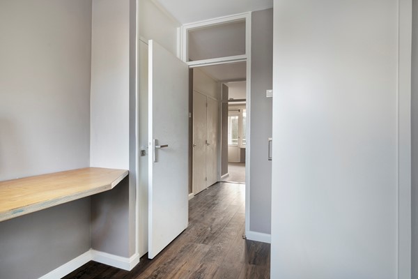 Medium property photo - Edmond Hellenraadstraat 130, 3067 NV Rotterdam