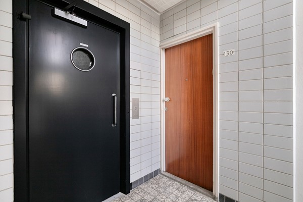 Medium property photo - Edmond Hellenraadstraat 130, 3067 NV Rotterdam