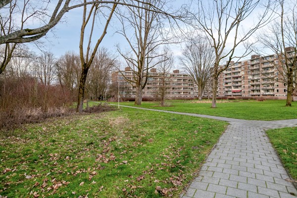 Medium property photo - Edmond Hellenraadstraat 130, 3067 NV Rotterdam