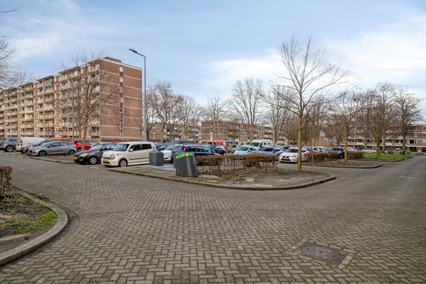 Medium property photo - Edmond Hellenraadstraat 130, 3067 NV Rotterdam