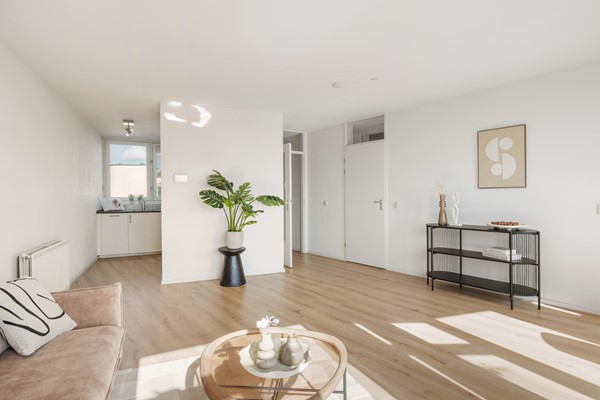 Medium property photo - Aartsbisschop Romerostraat 630, 3573 AW Utrecht