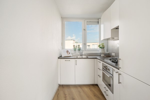 Medium property photo - Aartsbisschop Romerostraat 630, 3573 AW Utrecht