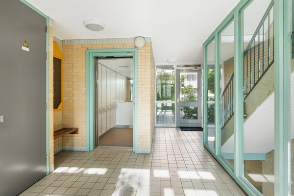 Medium property photo - Aartsbisschop Romerostraat 630, 3573 AW Utrecht