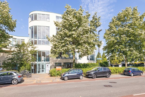 Medium property photo - Aartsbisschop Romerostraat 630, 3573 AW Utrecht