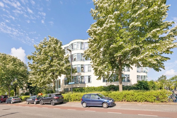 Medium property photo - Aartsbisschop Romerostraat 630, 3573 AW Utrecht