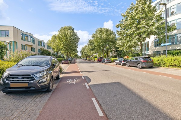 Medium property photo - Aartsbisschop Romerostraat 630, 3573 AW Utrecht