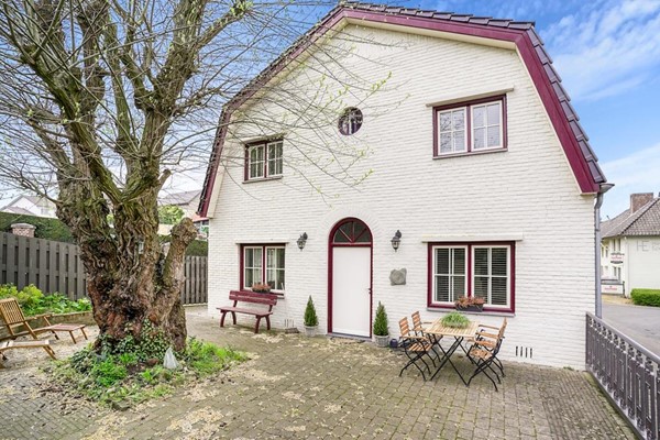 Property photo - Kapelaan Houbenstraat 1A, 6285AB Epen