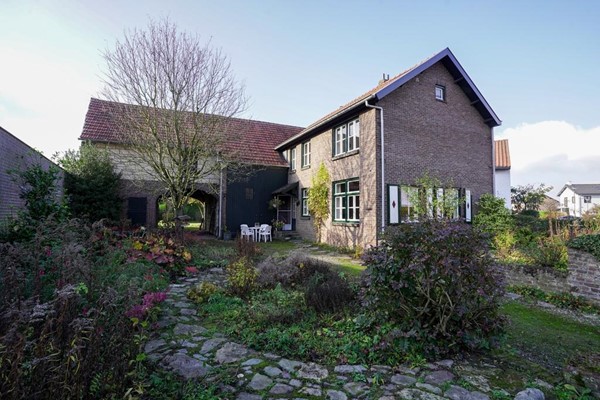 Property photo - Kerkstraat 134, 6267EG Cadier en Keer