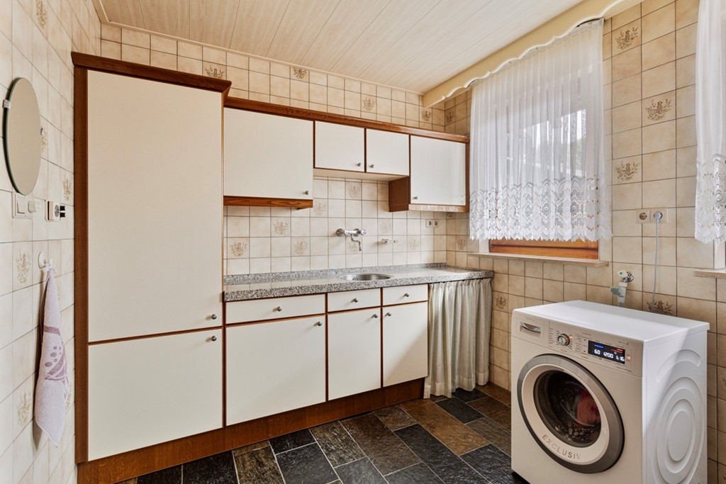 Deckersstraat11Leveroy32.jpg Deckersstraat11Leveroy32.jpg