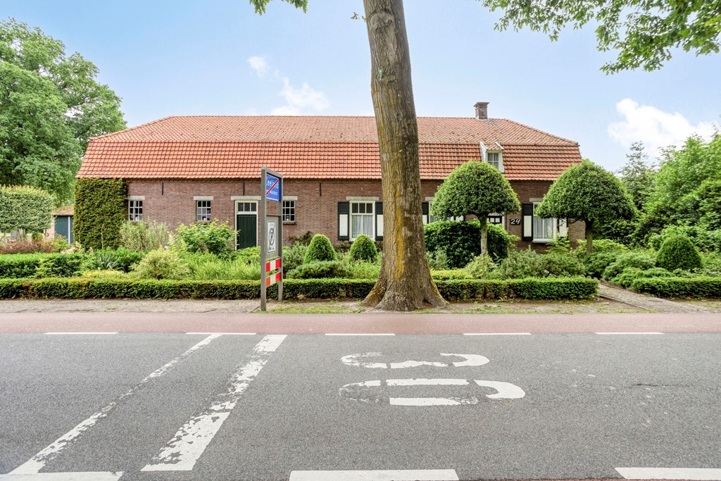 Eikenbussel315689AAOirschot-01.jpg Eikenbussel315689AAOirschot-01.jpg