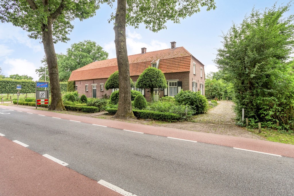 Eikenbussel315689AAOirschot-03.jpg Eikenbussel315689AAOirschot-03.jpg