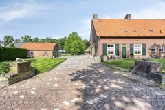 Bolst215469SCErpNL-05.jpg