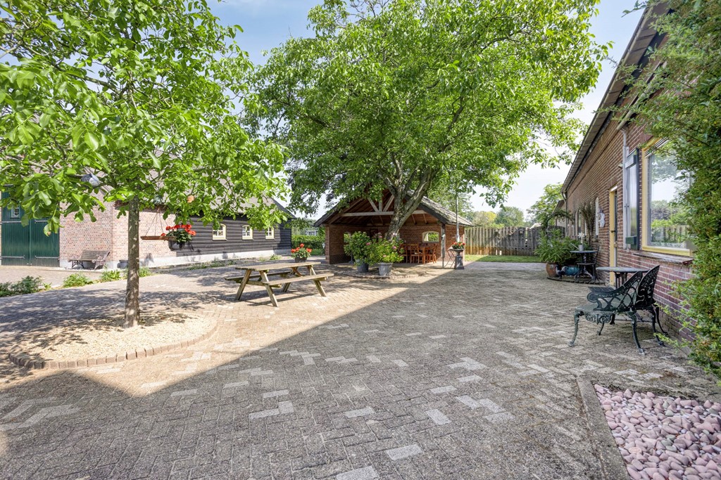 Bolst215469SCErpNL-67.jpg Bolst215469SCErpNL-67.jpg