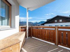Ampio trilocale soleggiato con balcone e terrazza - Foto 4