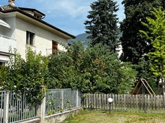 Porzione di casa con giardino privato in splendida posizione centrale - Foto 5