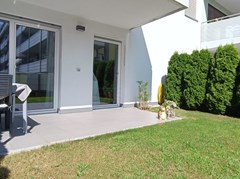 Bellissimo bilocale moderno con terrazza e giardino privato - Foto 8