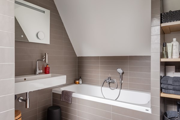 Medium property photo - Weeshuistuin 7, 1621 GE Hoorn