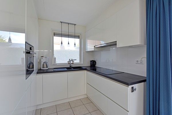 Medium property photo - Nieuwesluisweg 1-101, 4511 RG Breskens