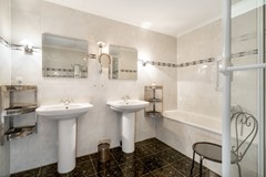 img-11.jpg