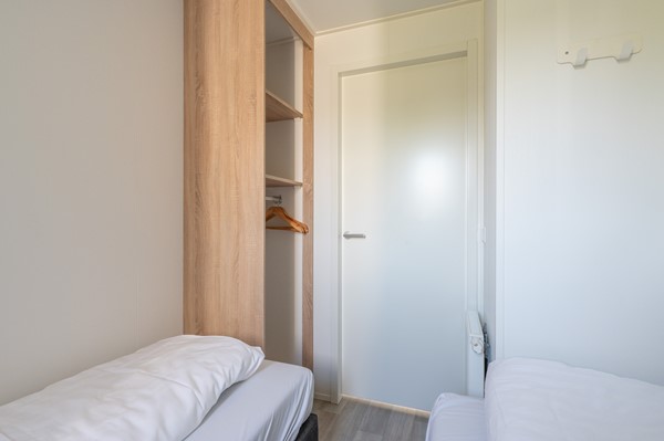 Medium property photo - Zeedijk 24-652, 4504 PN Nieuwvliet
