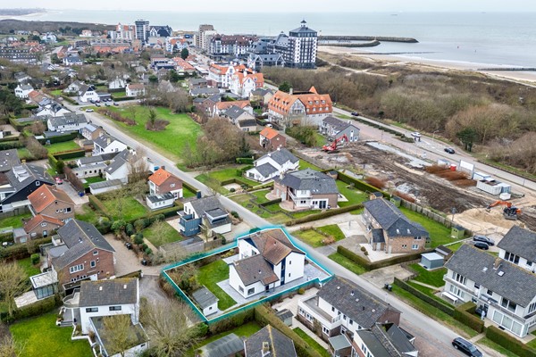 Medium property photo - Mr. P.C. Hennequinlaan 21, 4506 JR Cadzand