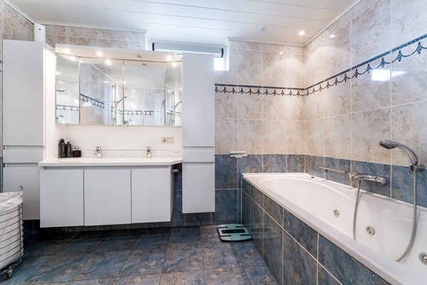 Medium property photo - Mr. P.C. Hennequinlaan 21, 4506 JR Cadzand