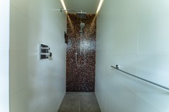 img-33.jpg