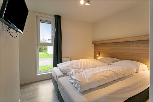Medium property photo - Zeedijk 24-195, 4504 PN Nieuwvliet