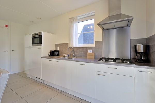 Medium property photo - Zeedijk 24-394, 4504 PN Nieuwvliet