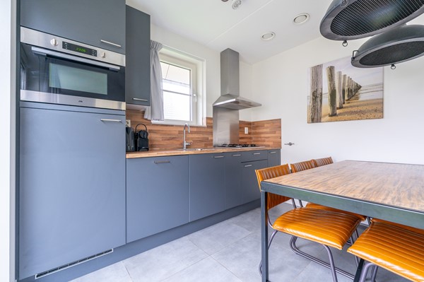 Medium property photo - Zeedijk 24-126, 4504 PN Nieuwvliet