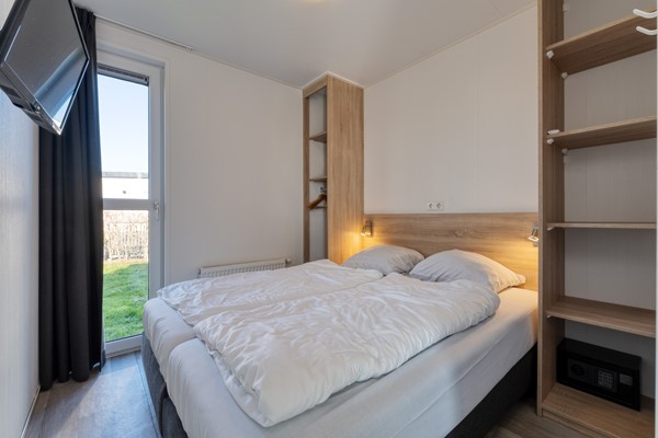 Medium property photo - Zeedijk 24-601, 4504 PN Nieuwvliet