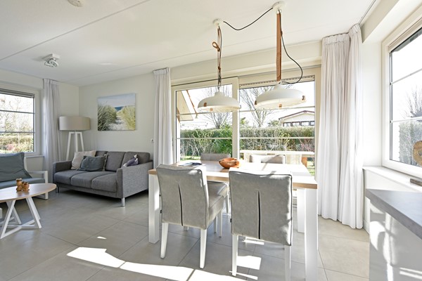 Medium property photo - Zeedijk 24-586, 4504 PN Nieuwvliet