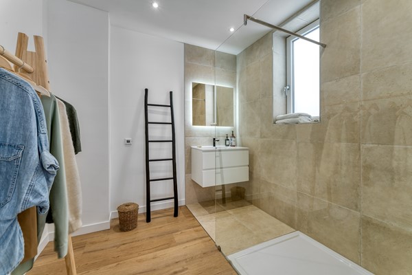 Foto - Te koop: Ook geschikt als tweede woning