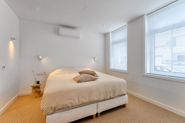 Foto - Te koop: Ook geschikt als tweede woning