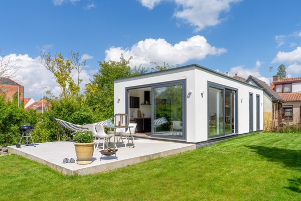 Foto - Te koop: Ook geschikt als tweede woning