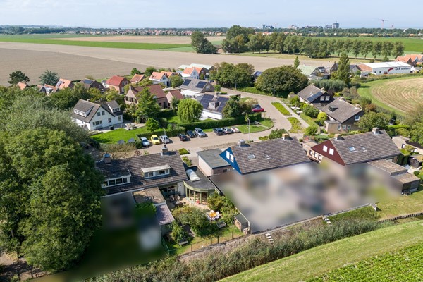 Foto - Te koop: De Stelle 21 
Rust, ruimte en uitzicht op enkele minuten van zee