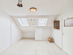 24. Julianastraat 29 Hoek .jpg