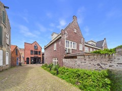 14. Walstraat 1 buiten.jpg