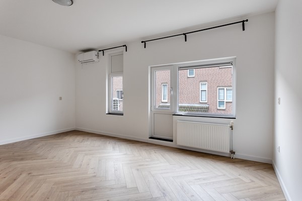 Medium property photo - Velsenpad 13, 1324 PX Almere