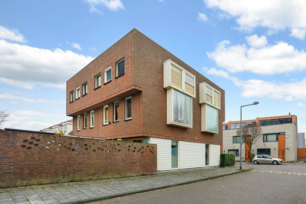 Medium property photo - Smientstraat 72, 2492 PA Den Haag