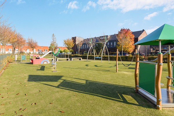 Medium property photo - Tom Navislaan 12, 2493 BN Den Haag