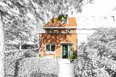 New for sale: Zandberglaan 26, 2493 BJ The Hague