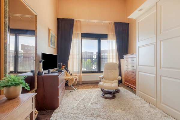 Medium property photo - Simon Carmiggelthof 248, 2492 JN Den Haag