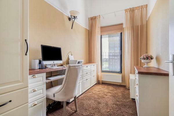 Medium property photo - Simon Carmiggelthof 248, 2492 JN Den Haag