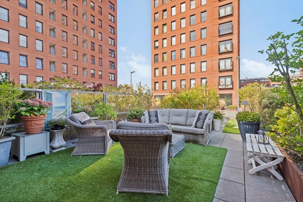 Medium property photo - Simon Carmiggelthof 248, 2492 JN Den Haag